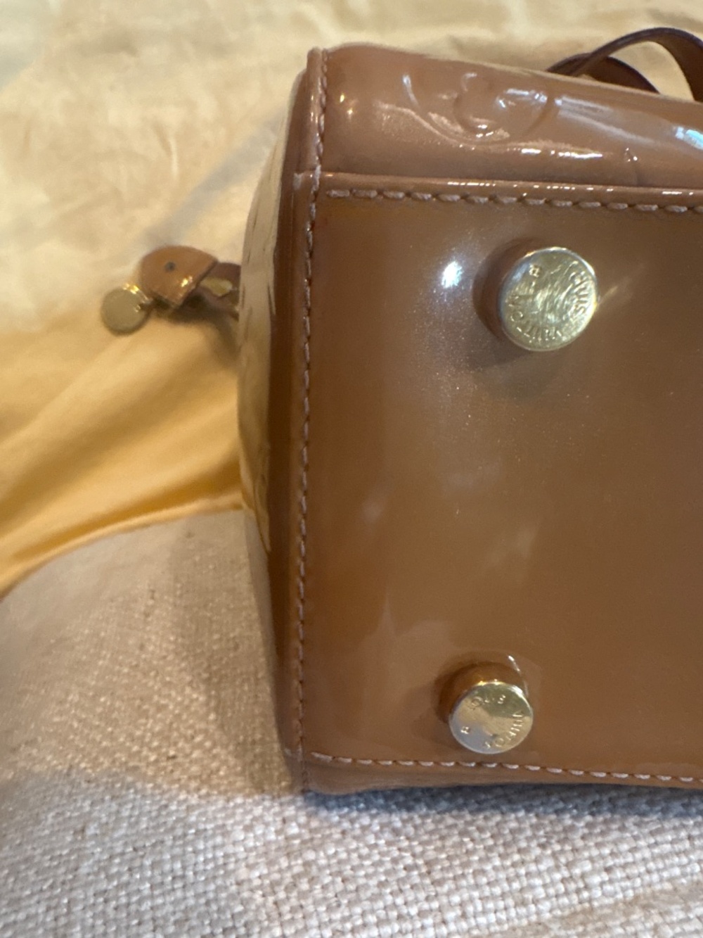 Louis Vuitton Brea MM Vernice monogram - Picture 8 of 8